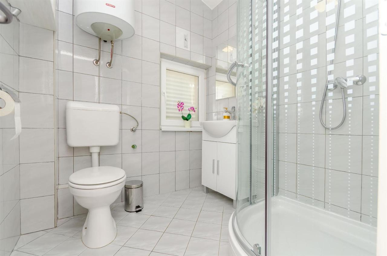 Apartment Ljubica Okrug Gornji Esterno foto
