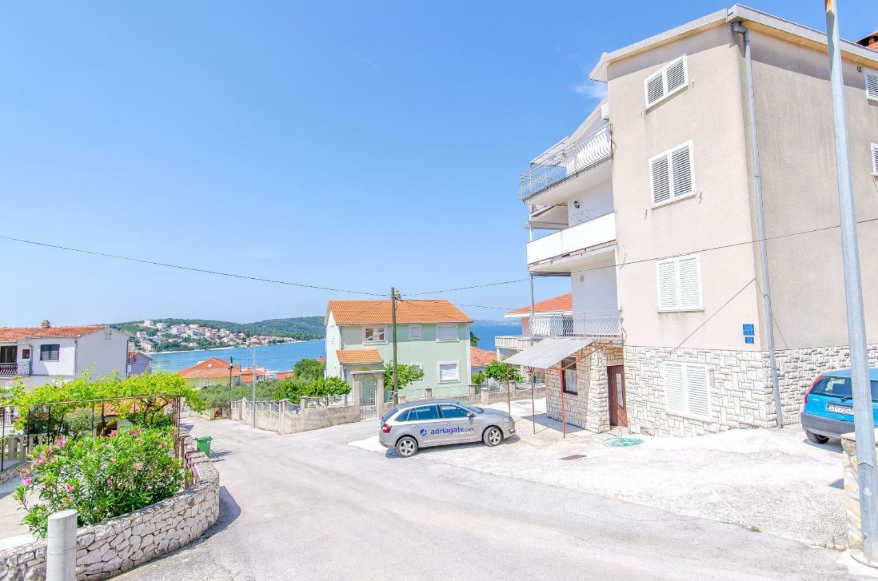 Apartment Ljubica Okrug Gornji Esterno foto